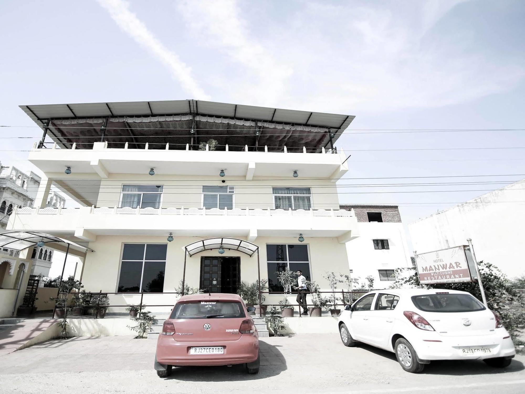 Oyo 14119 Hotel Manwar Udaipur Exterior photo